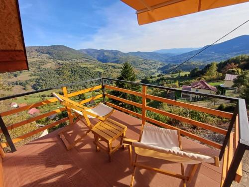 Pinecrest Mountain Retreat — 2